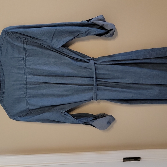 Flowy, button up Jean dress With collar and 2 pockets - Picture 4 of 4